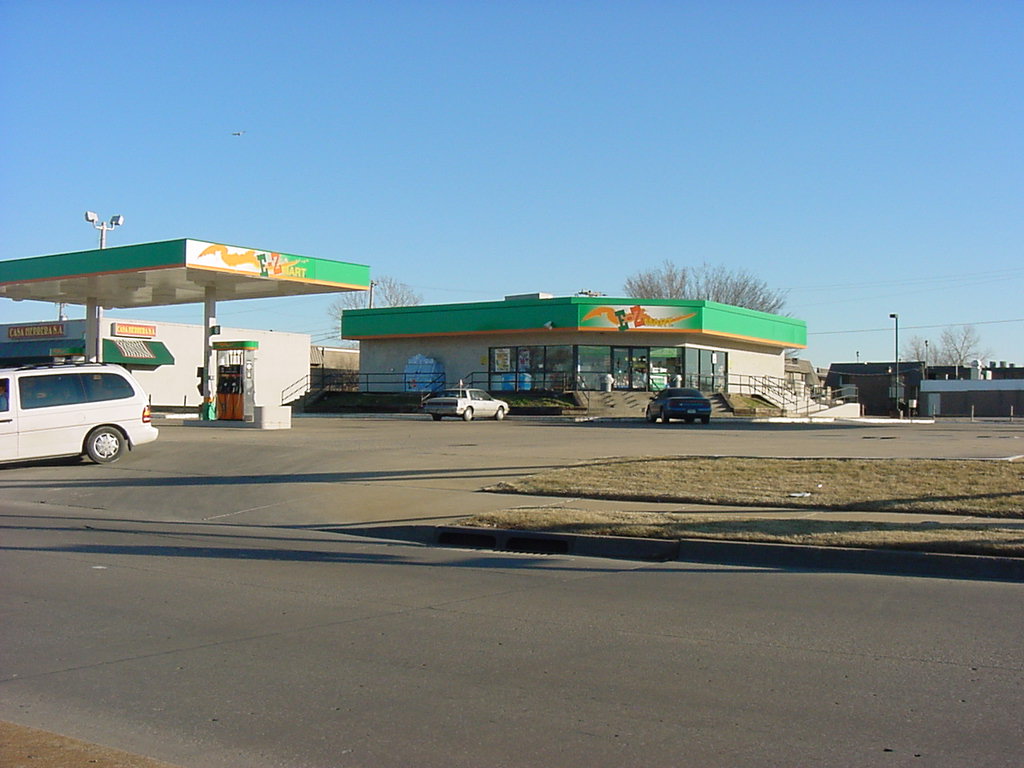 EZ Mart Stores image 2002